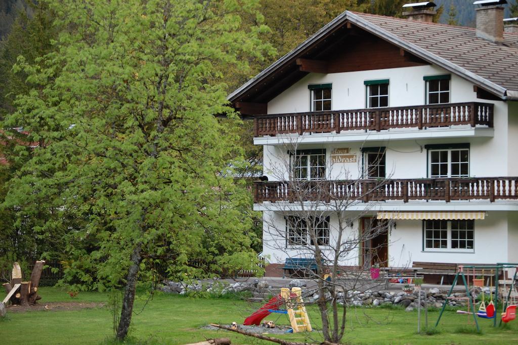 Apartmán Haus Waldrast Elbigenalp Exteriér fotografie